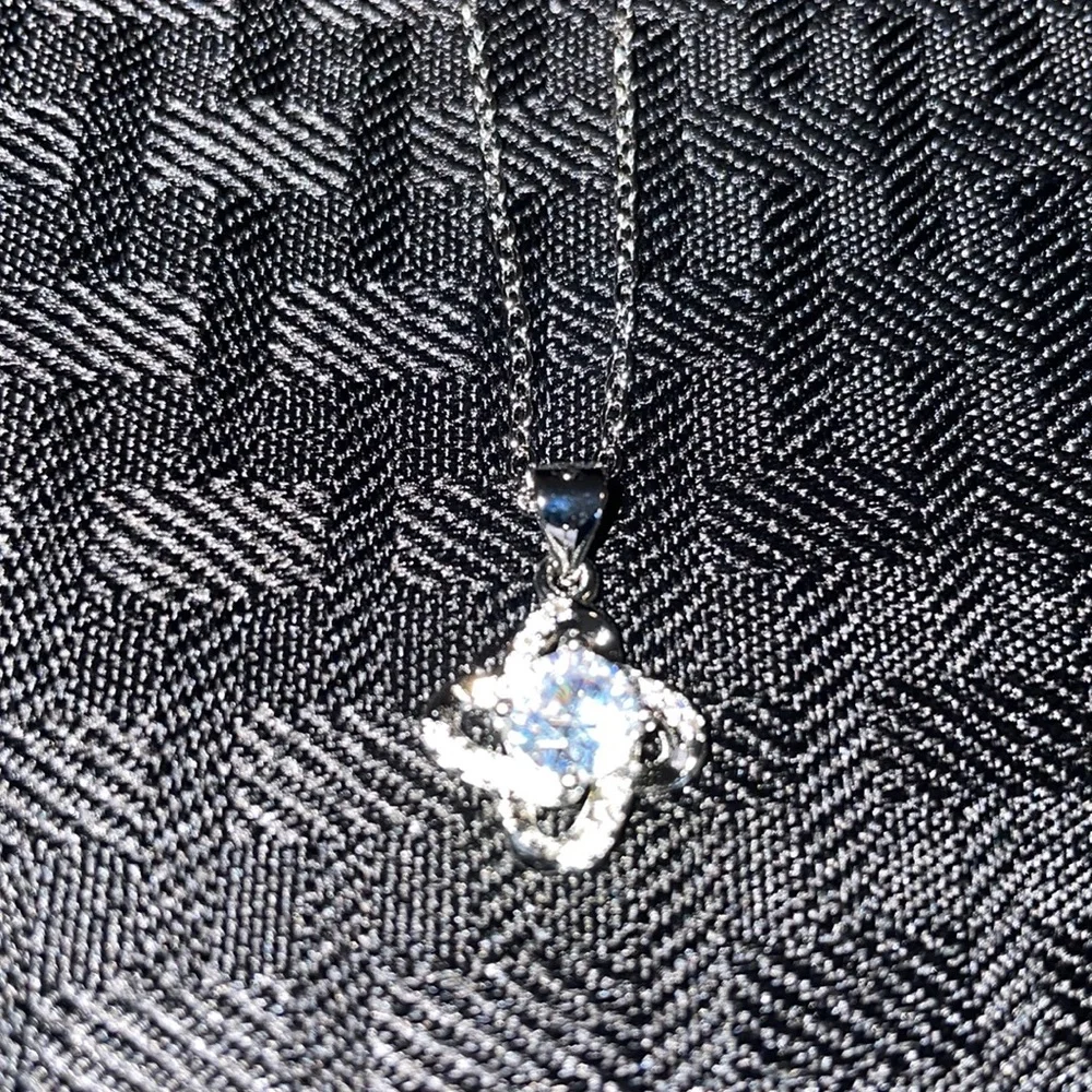 18” sterling silver necklace with Pendent New - Picture 6 of 16